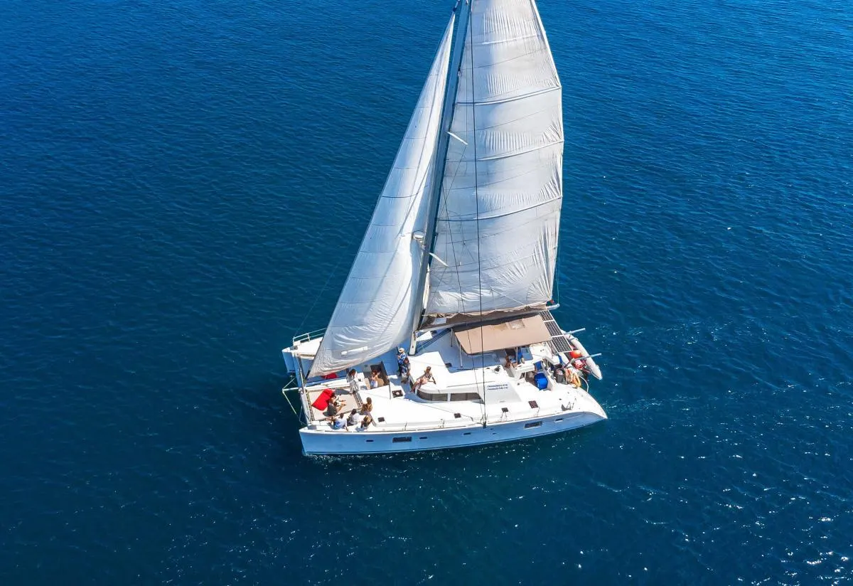 Lagoon 50ft — Lagoon yacht charter, main view
