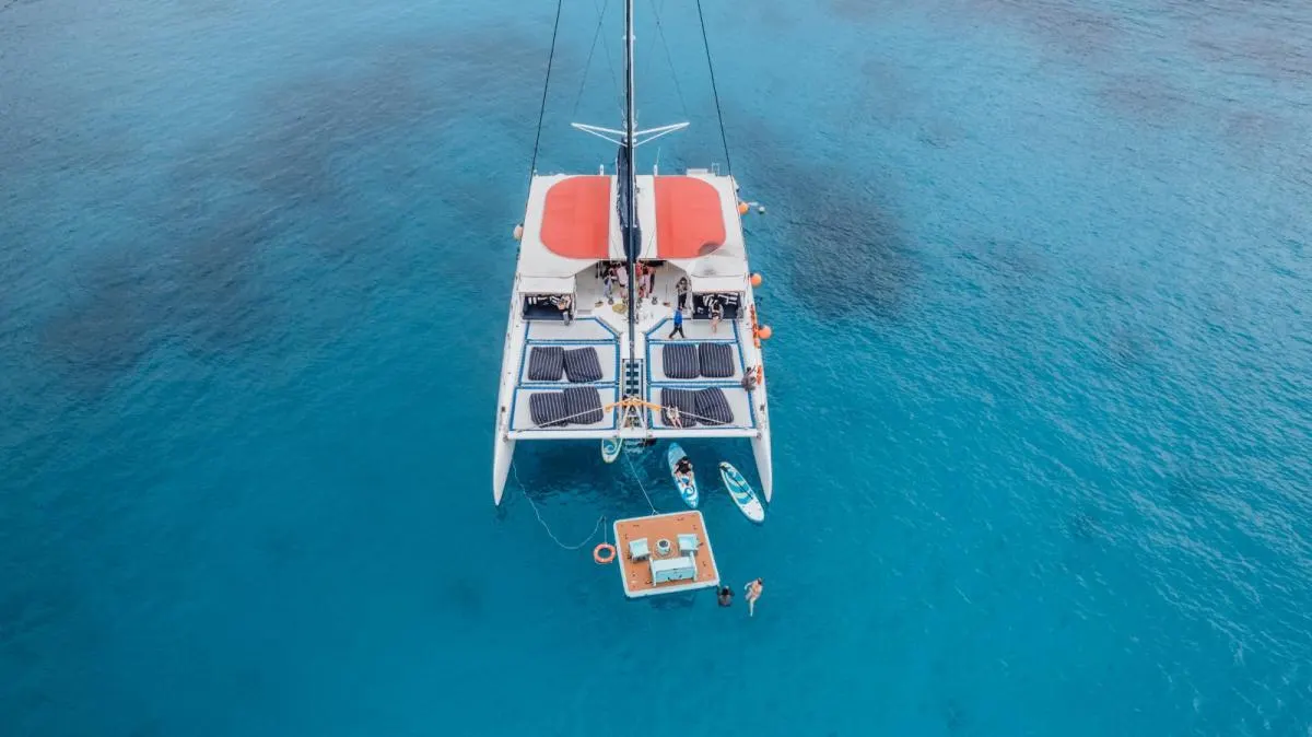 Party Catamaran 75ft — photo 2 of 8