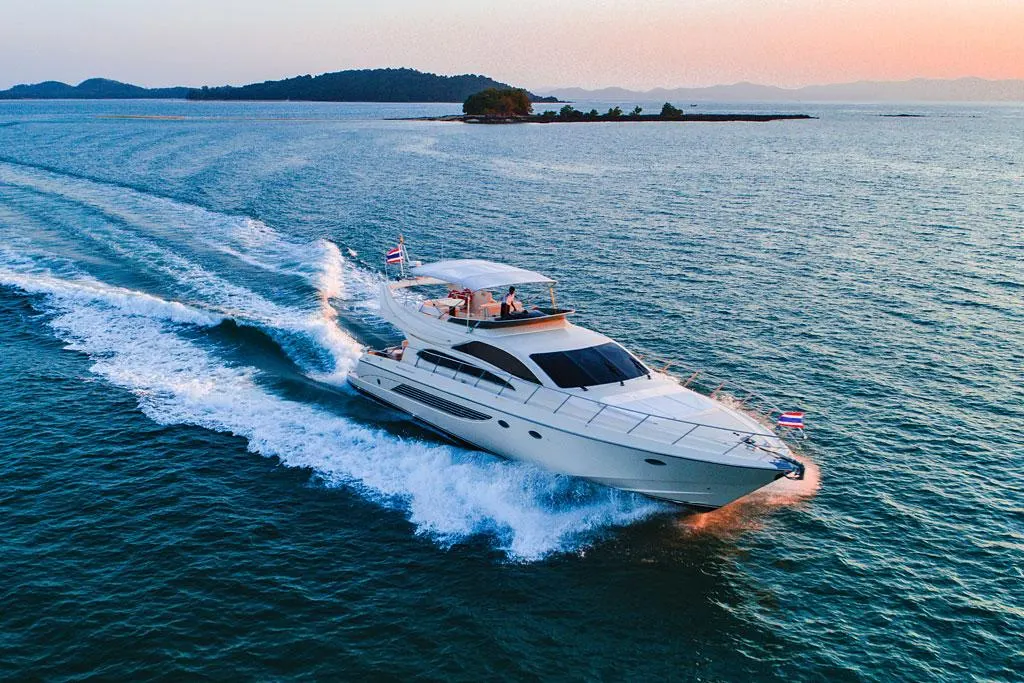 Riva 70ft — photo 3 of 8