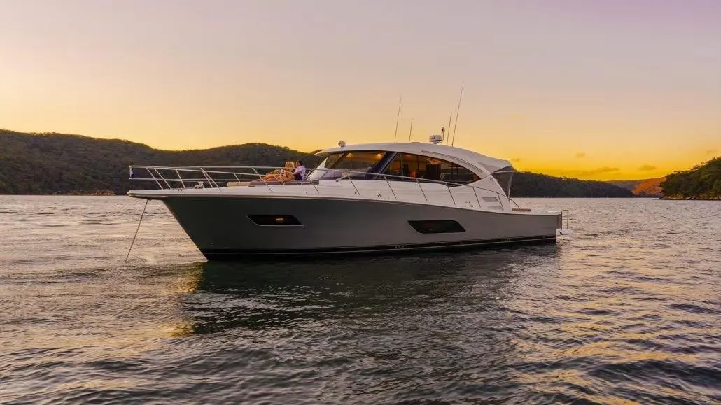 Riviera 58ft — Riviera yacht charter, main view