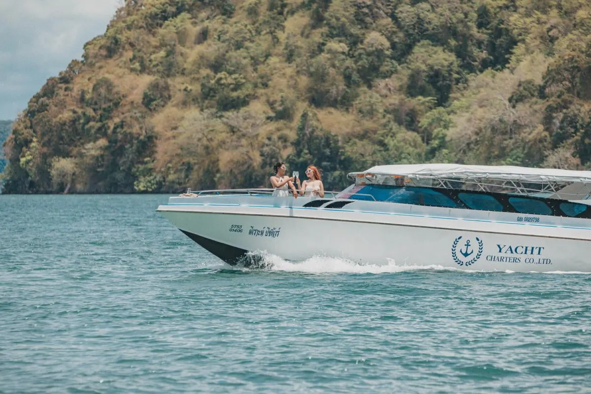 Speedboat 40ft — photo 2 of 8