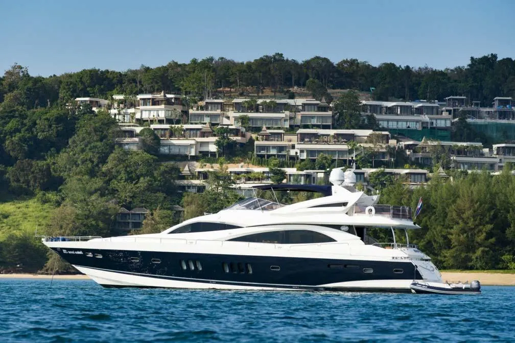 Sunseeker 90ft — photo 2 of 8